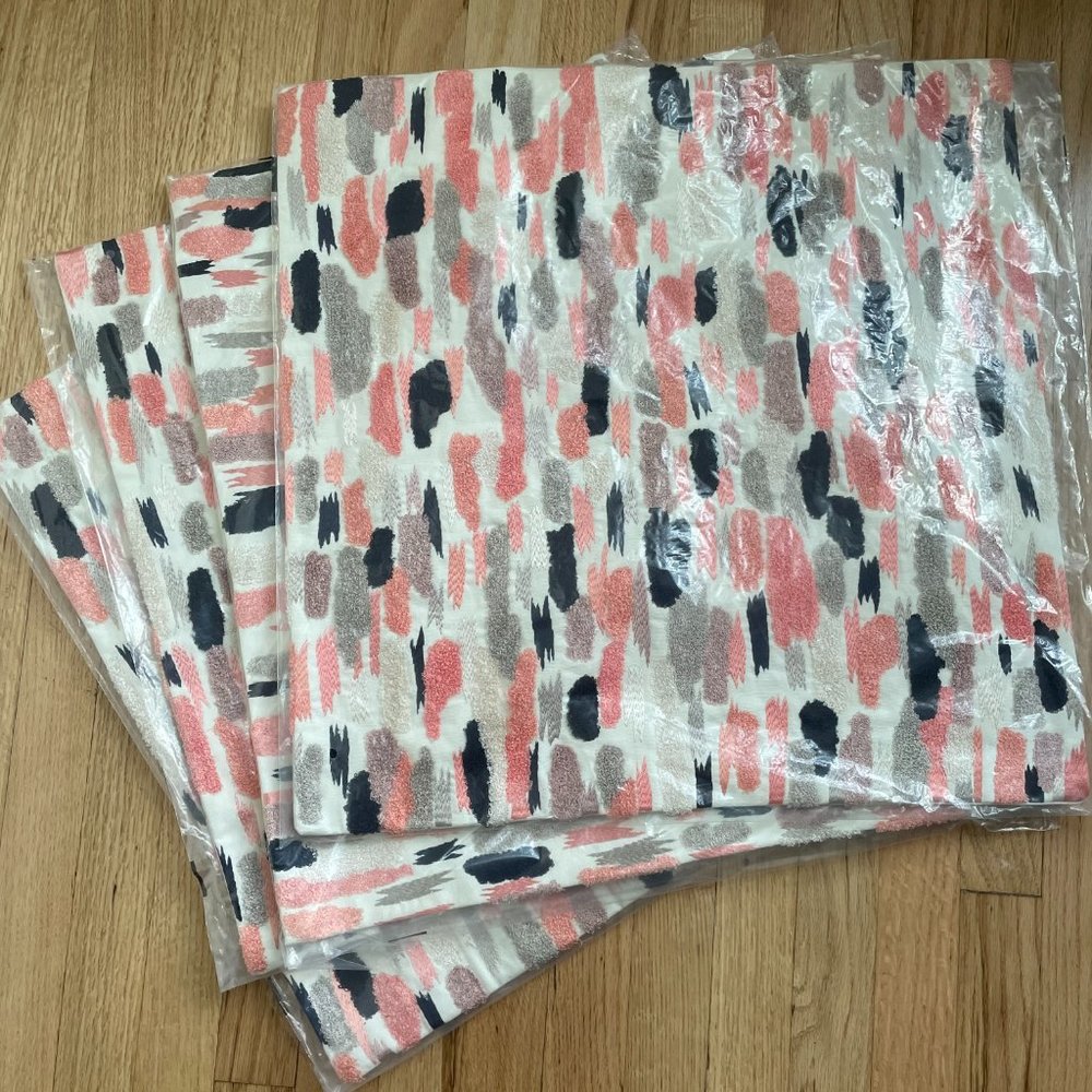NEW Set of 4 West Elm Embroidered Pillow C…